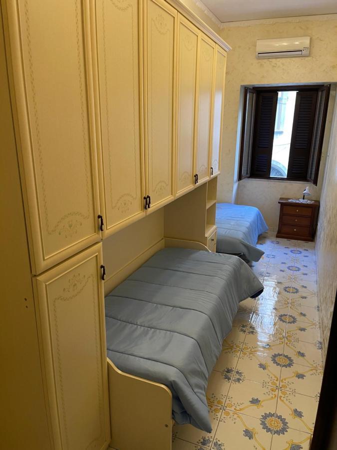 Al Centro Storico Home Neapel Exteriör bild